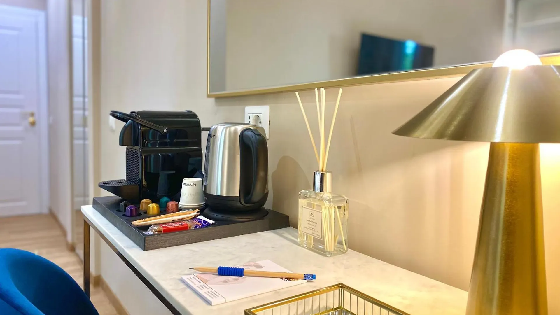 Queen Of Rome Luxury Rooms ゲストハウス