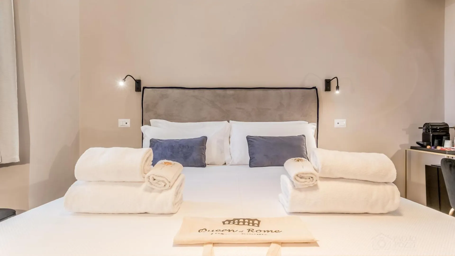 Queen Of Rome Luxury Rooms イタリア