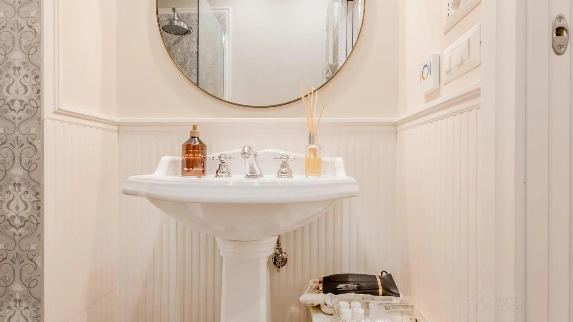 ゲストハウス Queen Of Rome Luxury Rooms