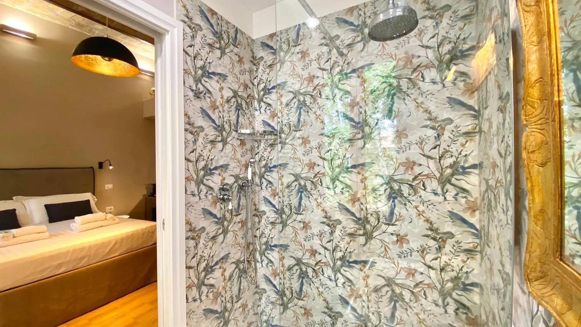 Queen Of Rome Luxury Rooms Itálie