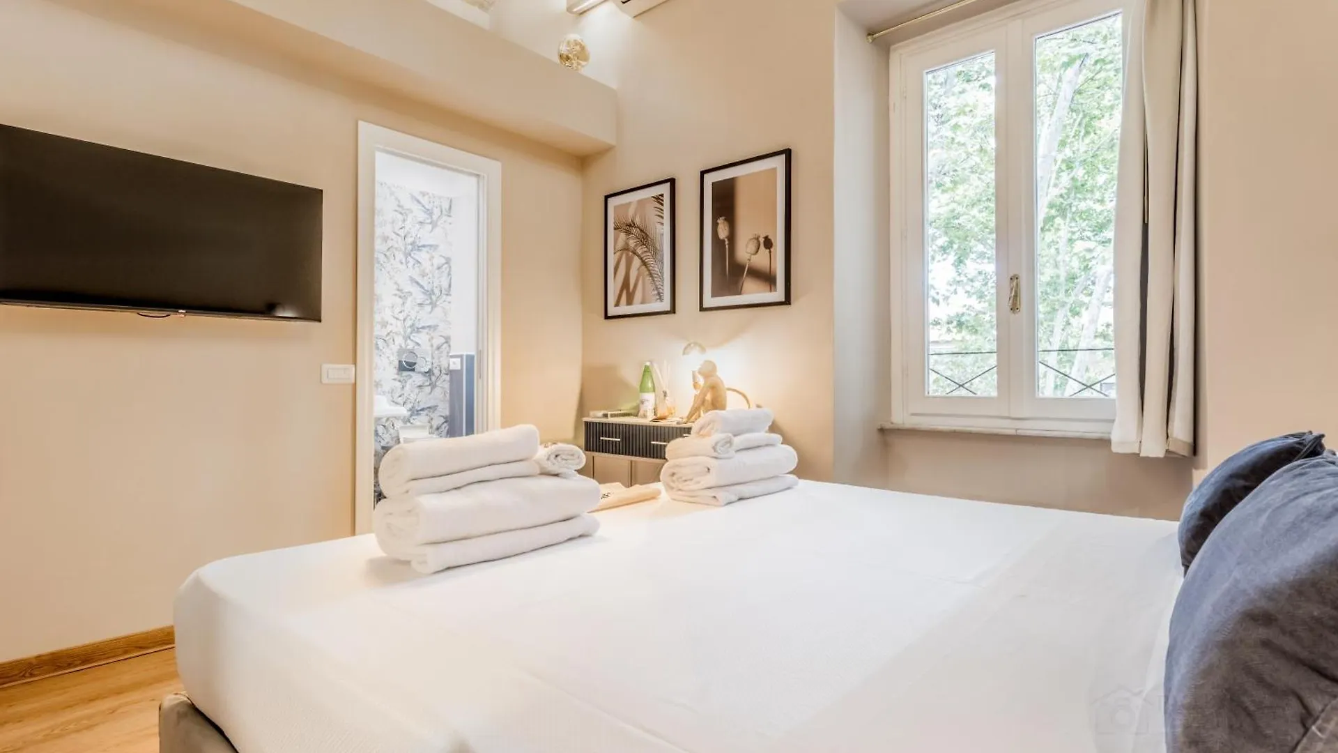 Penzion Queen Of Rome Luxury Rooms